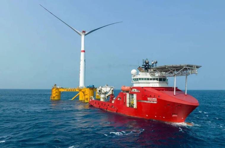 海底电缆是跨海电能输送的关键装备,是海上清洁能源送出的"卡脖子"